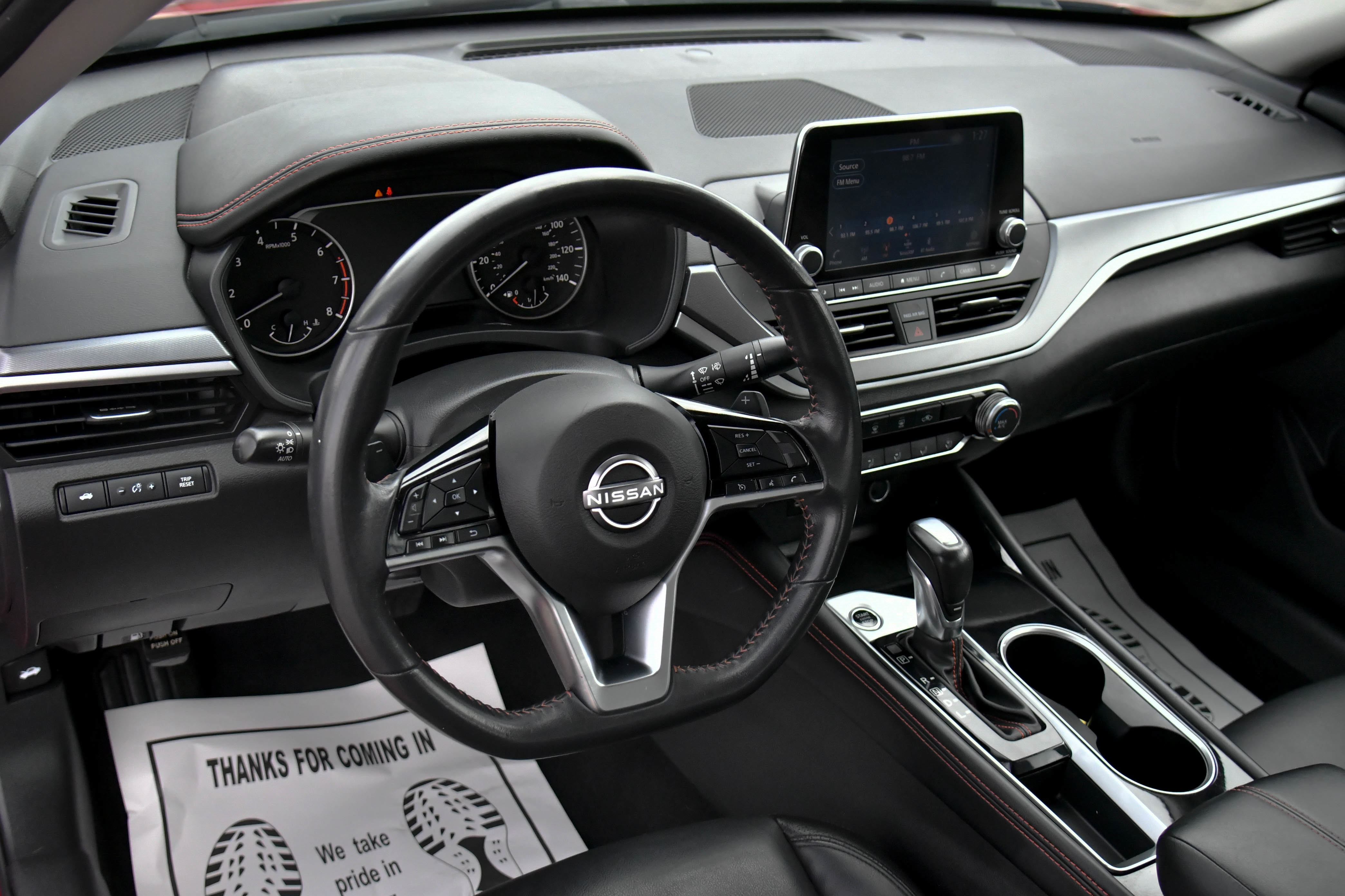 Used 2023 Nissan Altima 2.5 SR image 14