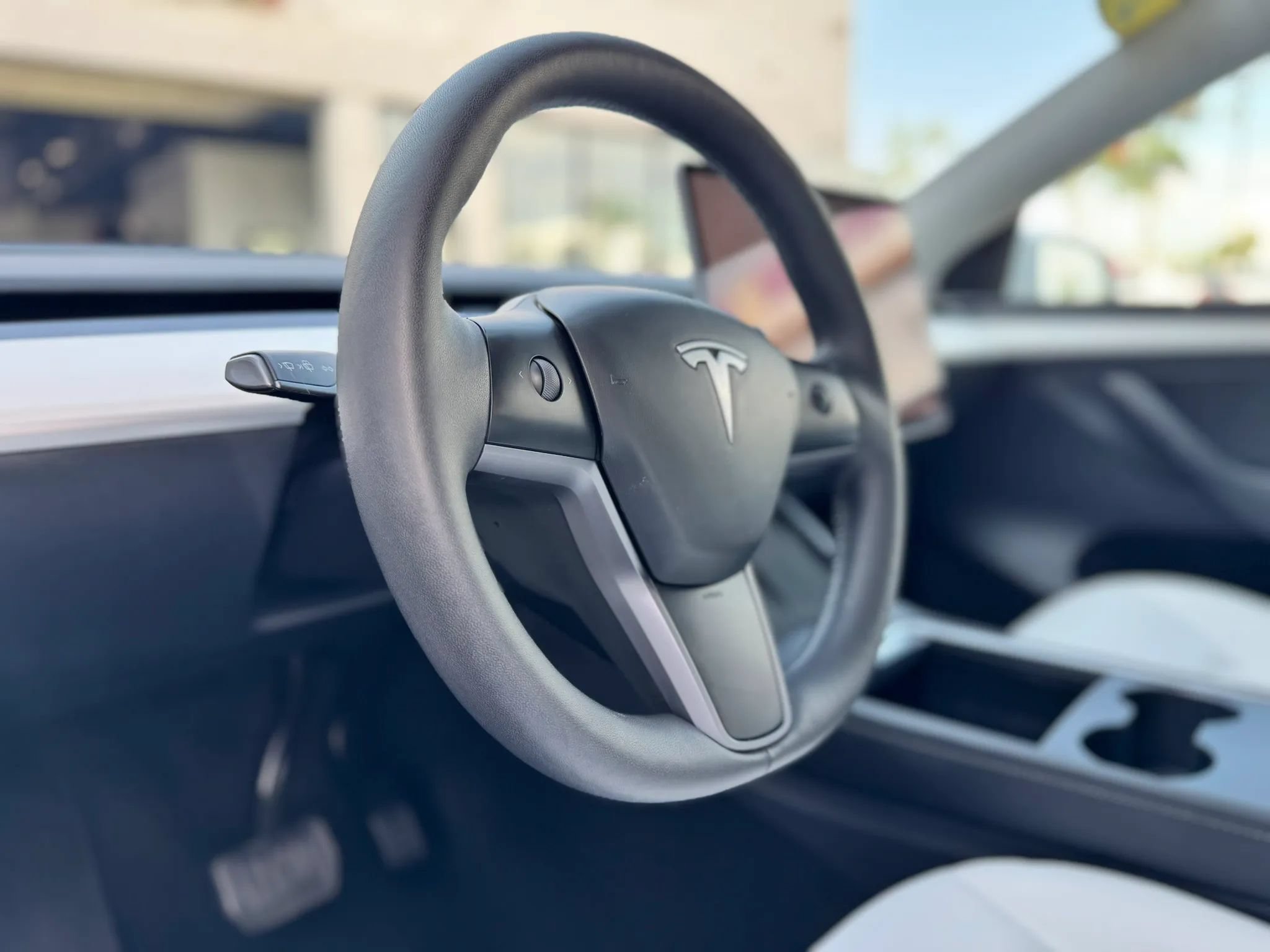 Used 2023 Tesla Model Y Long Range AWD/4WD image 21