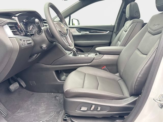 New 2026 Cadillac XT5 Premium Luxury w/ Driver Assist Package AWD/4WD image 16