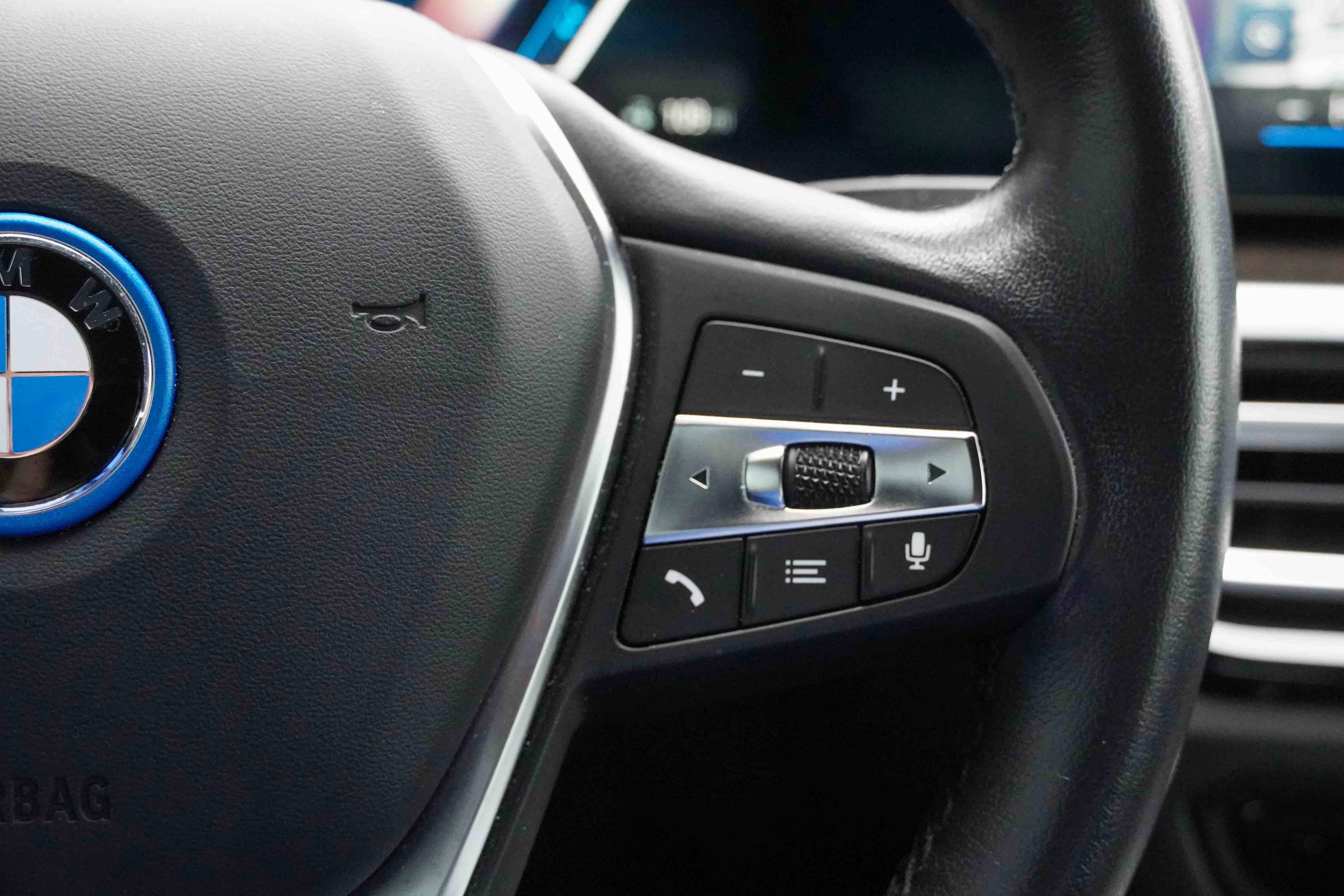 Certified 2023 BMW i4 eDrive35 w/ Premium Package image 22