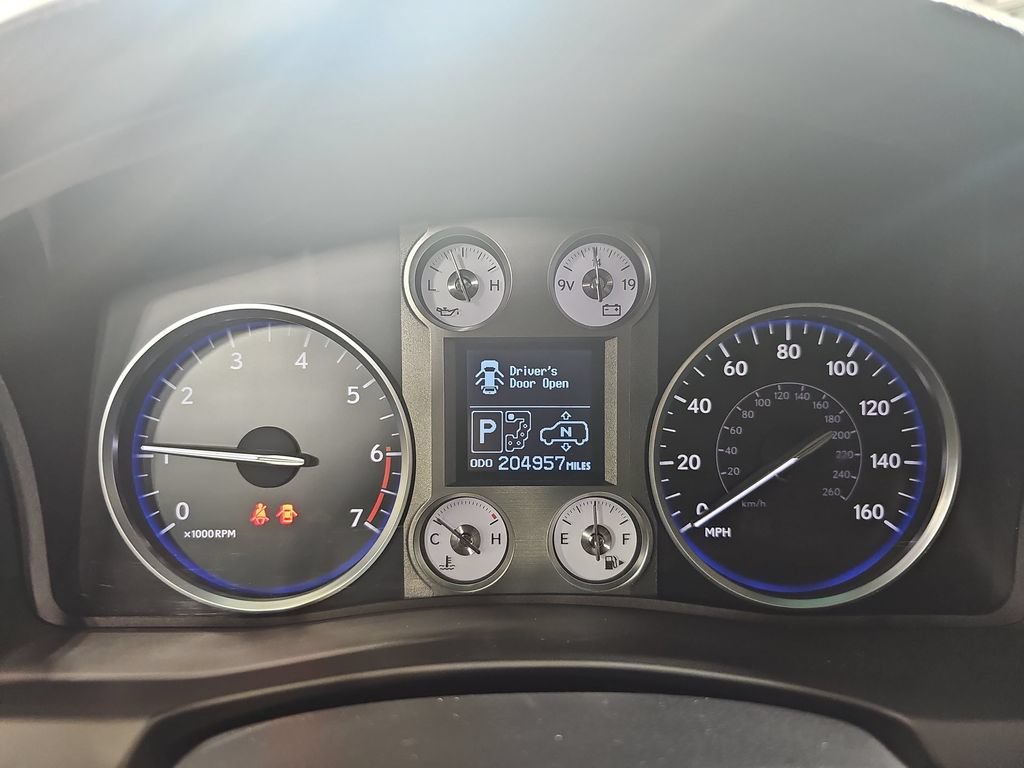 Used 2010 Lexus LX 570 4WD w/ Luxury Pkg image 28