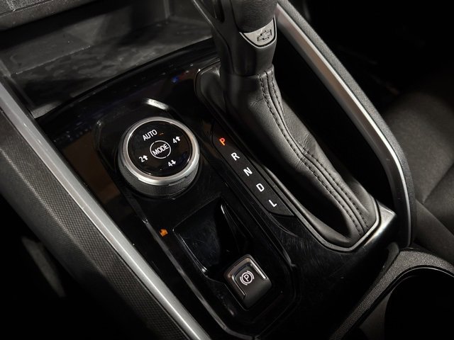 Used 2024 Chevrolet Colorado Trail Boss w/ Advanced Trailering Package image 12