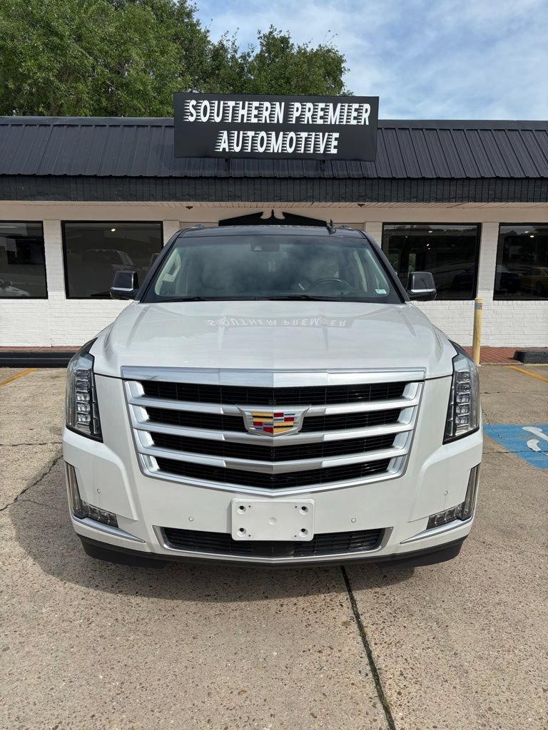 Used 2020 Cadillac Escalade ESV Premium Luxury AWD/4WD image 2