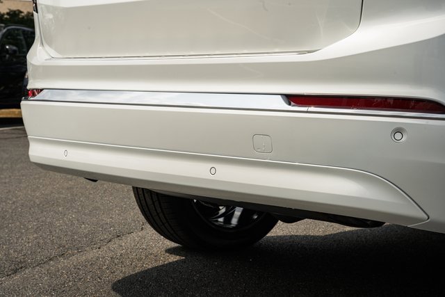 New 2026 Volvo XC90 T8 Plus image 8