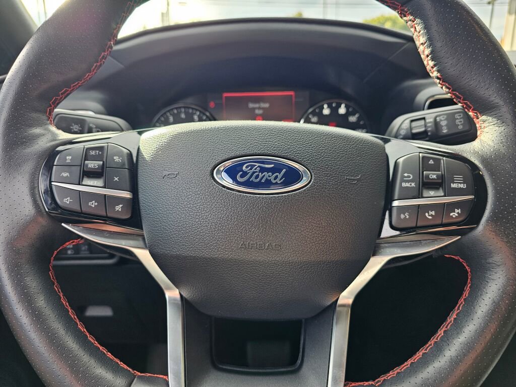 Used 2023 Ford Explorer ST-Line w/ Class IV Trailer Tow Package image 28