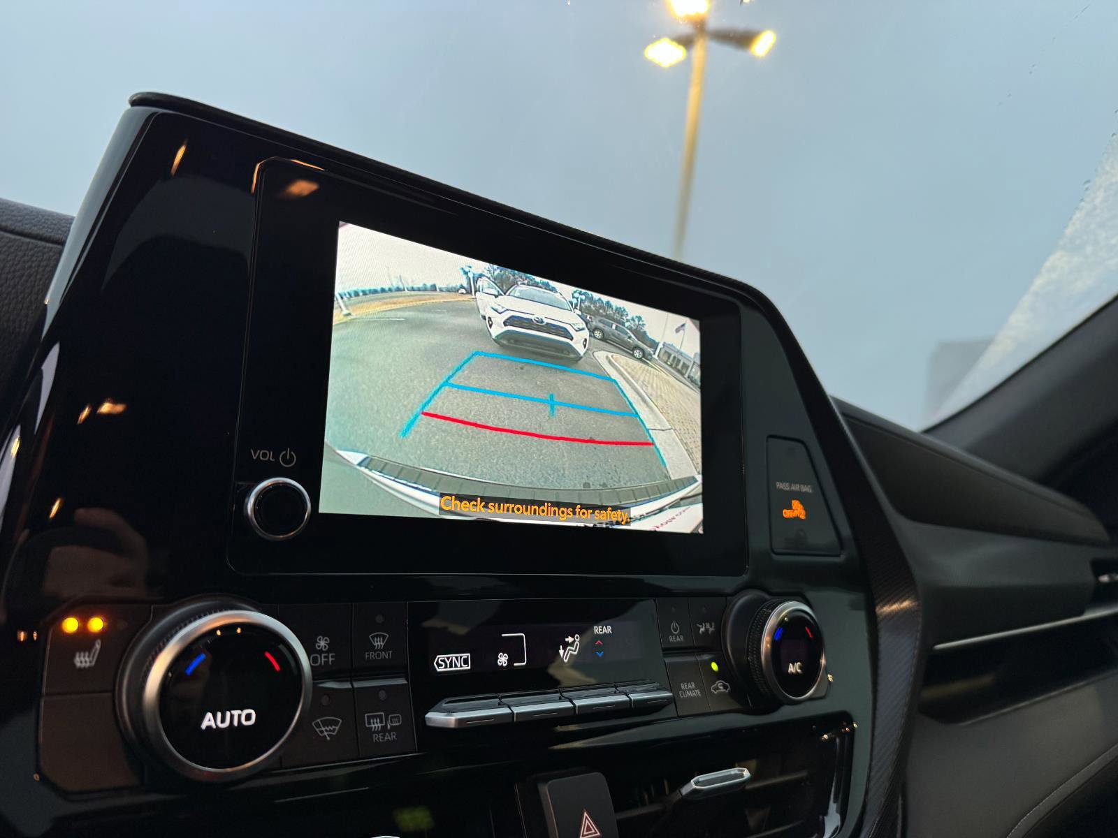 Certified 2024 Toyota Highlander XSE image 20