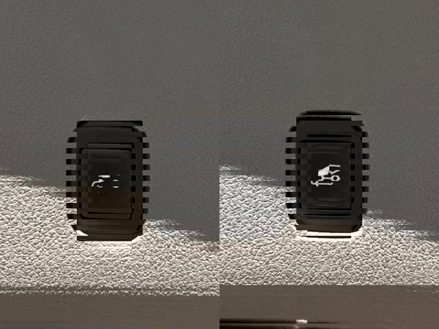 Certified 2022 Cadillac XT6 Premium Luxury image 34