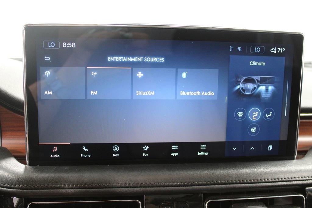 Used 2022 Lincoln Nautilus Reserve w/ Monochromatic Package image 47