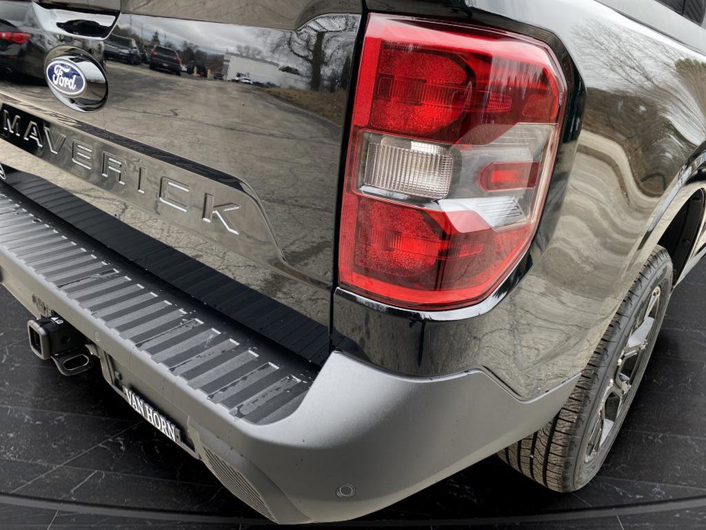 New 2026 Ford Maverick Lariat w/ Black Appearance Package image 44
