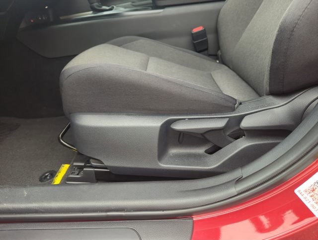 Used 2025 Toyota Camry LE FWD image 12