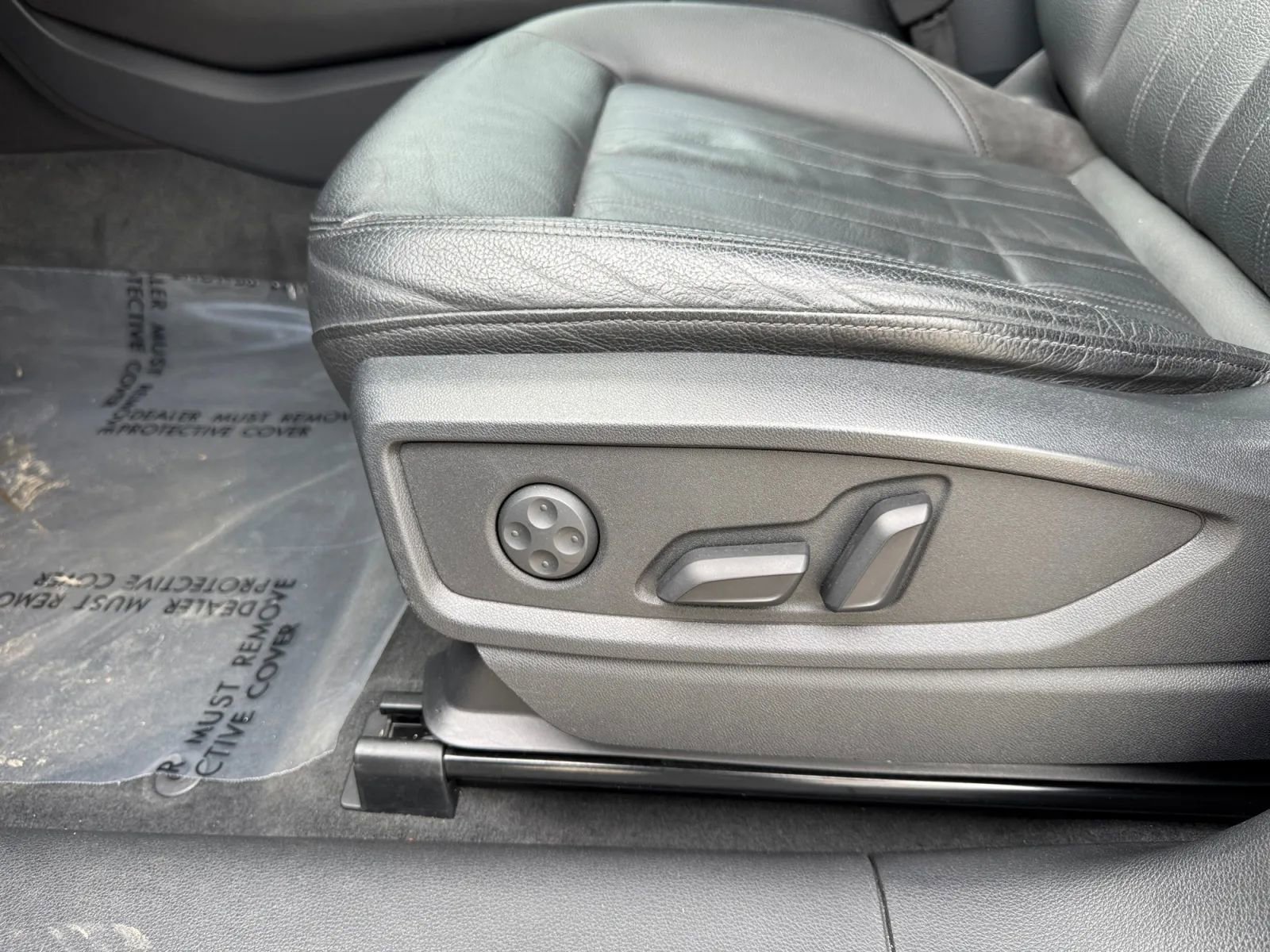 Used 2018 Audi Q5 Prestige w/ Prestige Package image 18