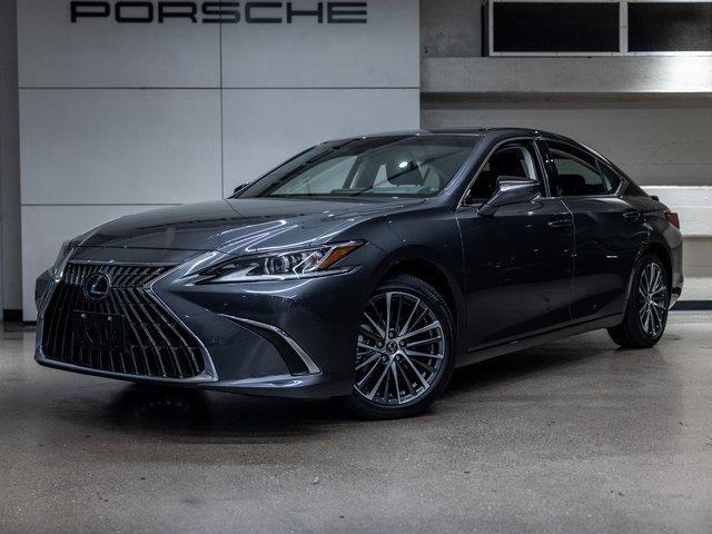 Used 2025 Lexus ES 300h w/ Premium Package image 1
