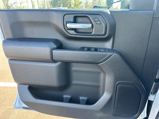 New 2026 GMC Sierra 2500 Pro w/ Max Trailering Package image 6