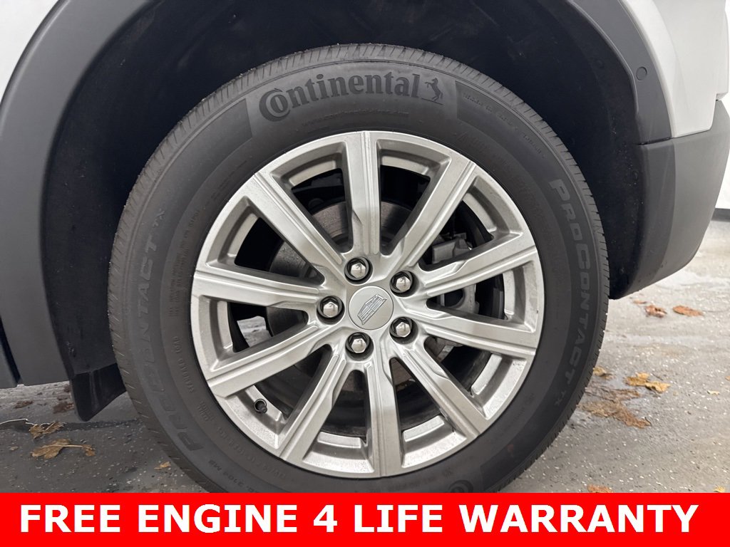 Used 2022 Cadillac XT4 Premium Luxury w/ Enhanced Visibility Package image 5