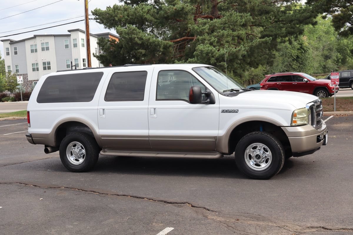 Used 2005 Ford Excursion Eddie Bauer AWD/4WD image 2
