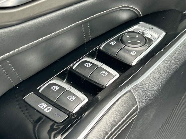 Used 2023 Kia Sorento SX AWD/4WD image 28
