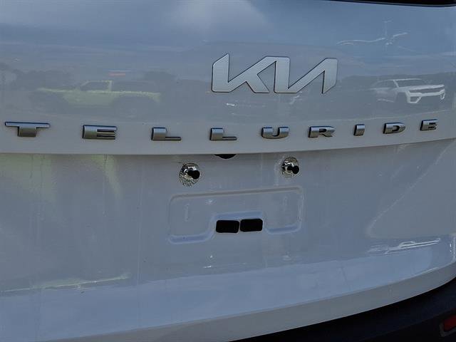 Used 2022 Kia Telluride LX image 29