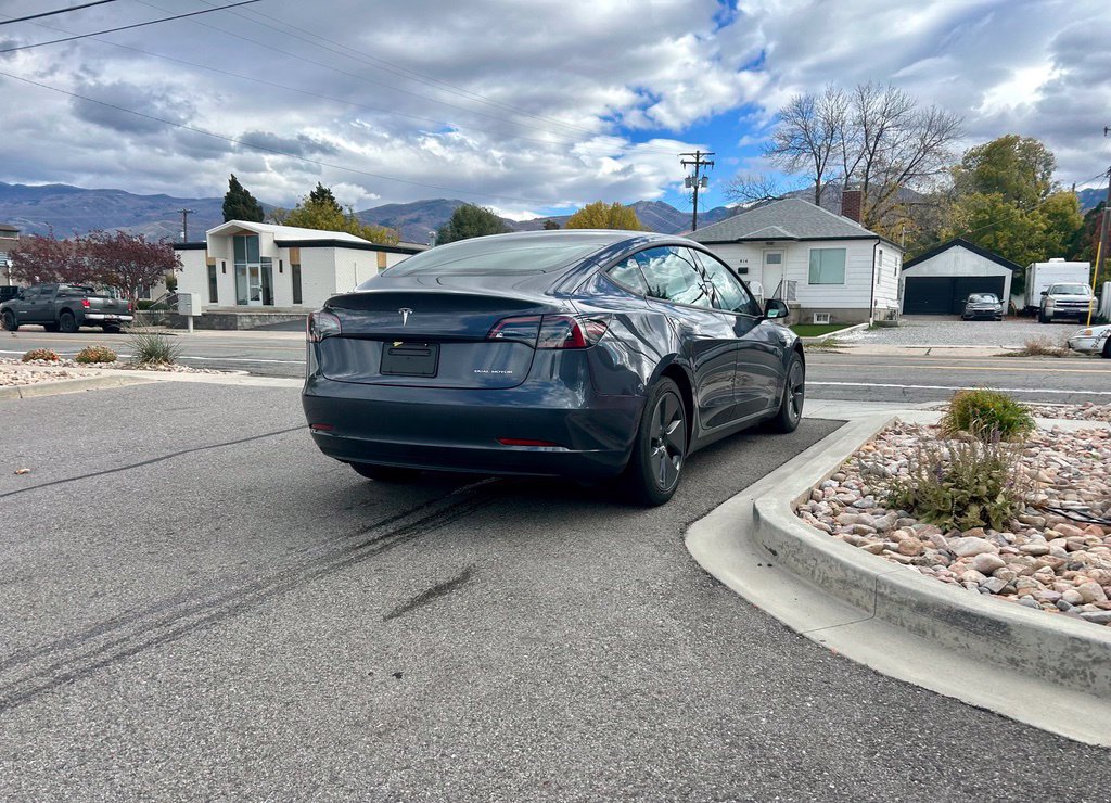 Used 2023 Tesla Model 3 Long Range AWD/4WD image 5