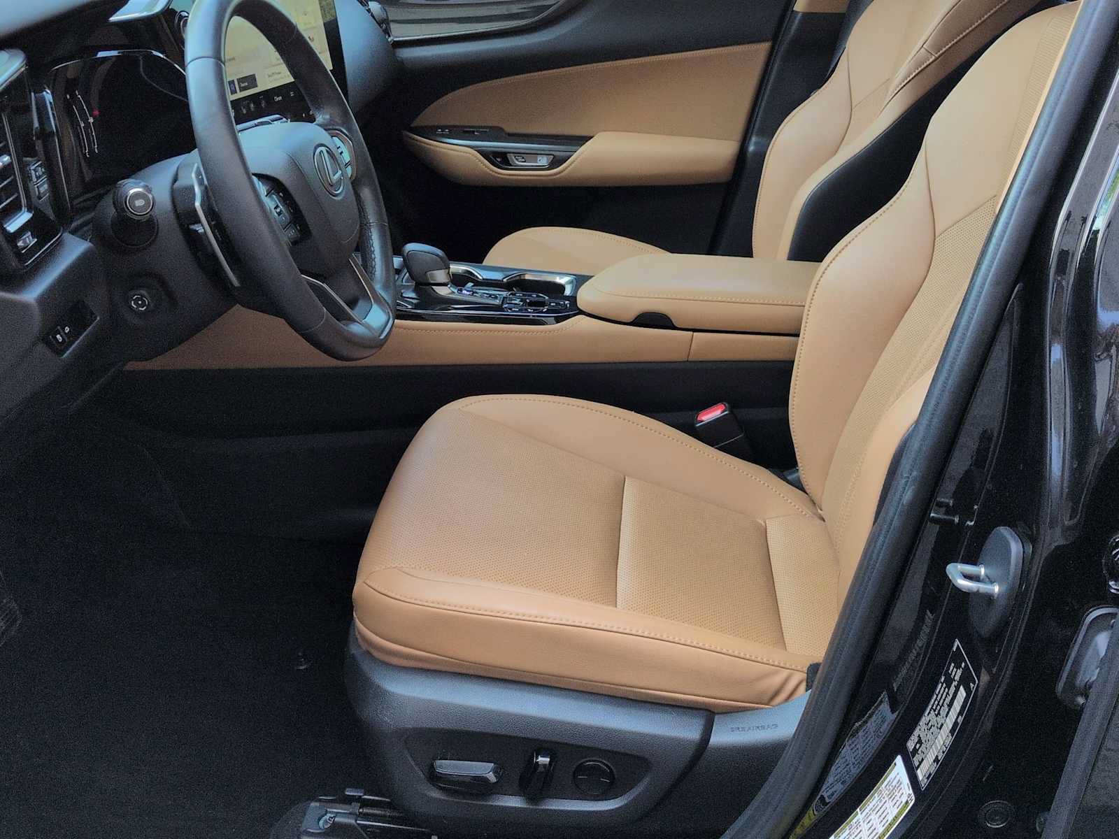 Used 2022 Lexus NX 350 AWD image 17