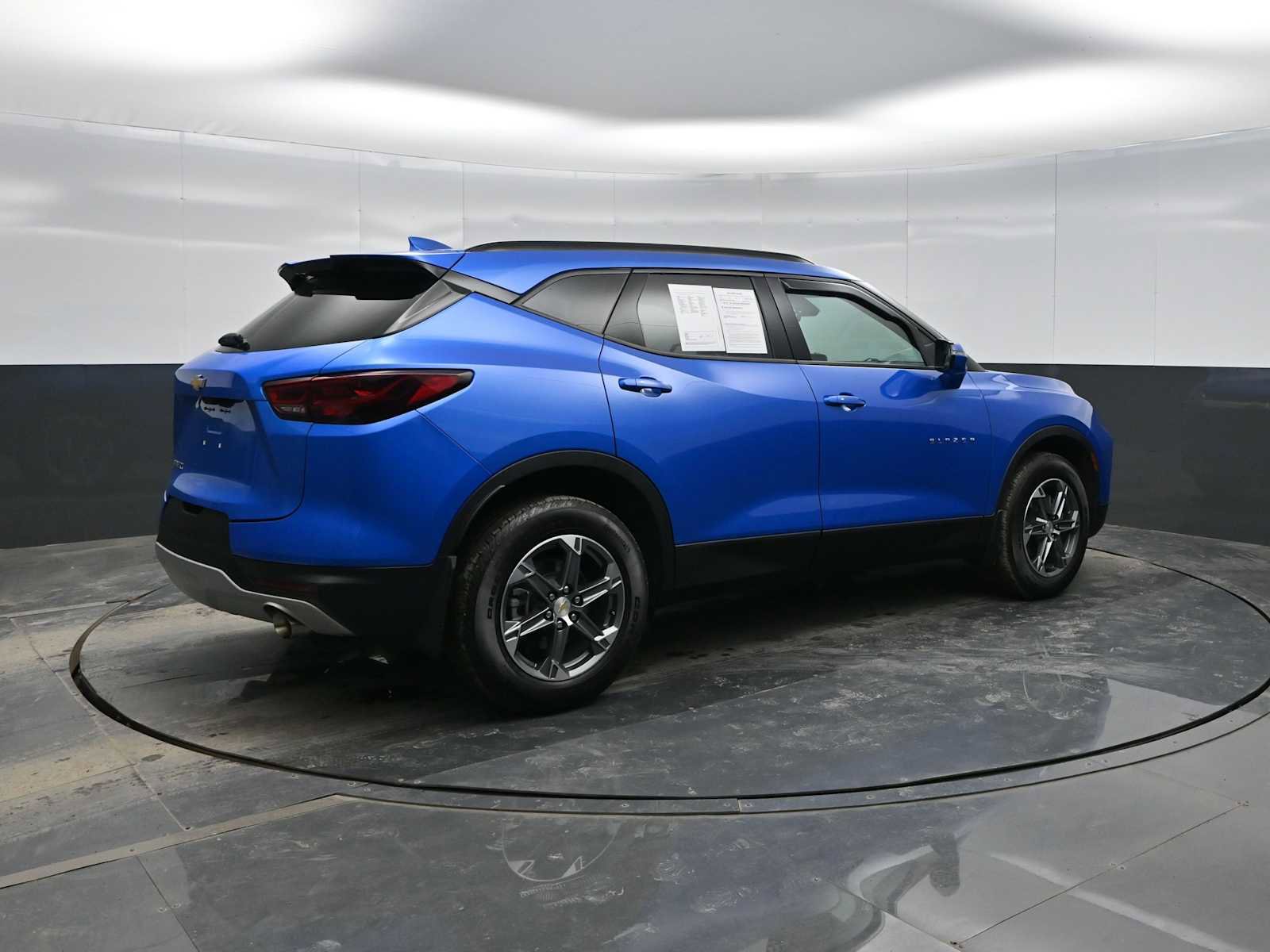 Used 2024 Chevrolet Blazer LT w/ Sound & Technology Package image 8