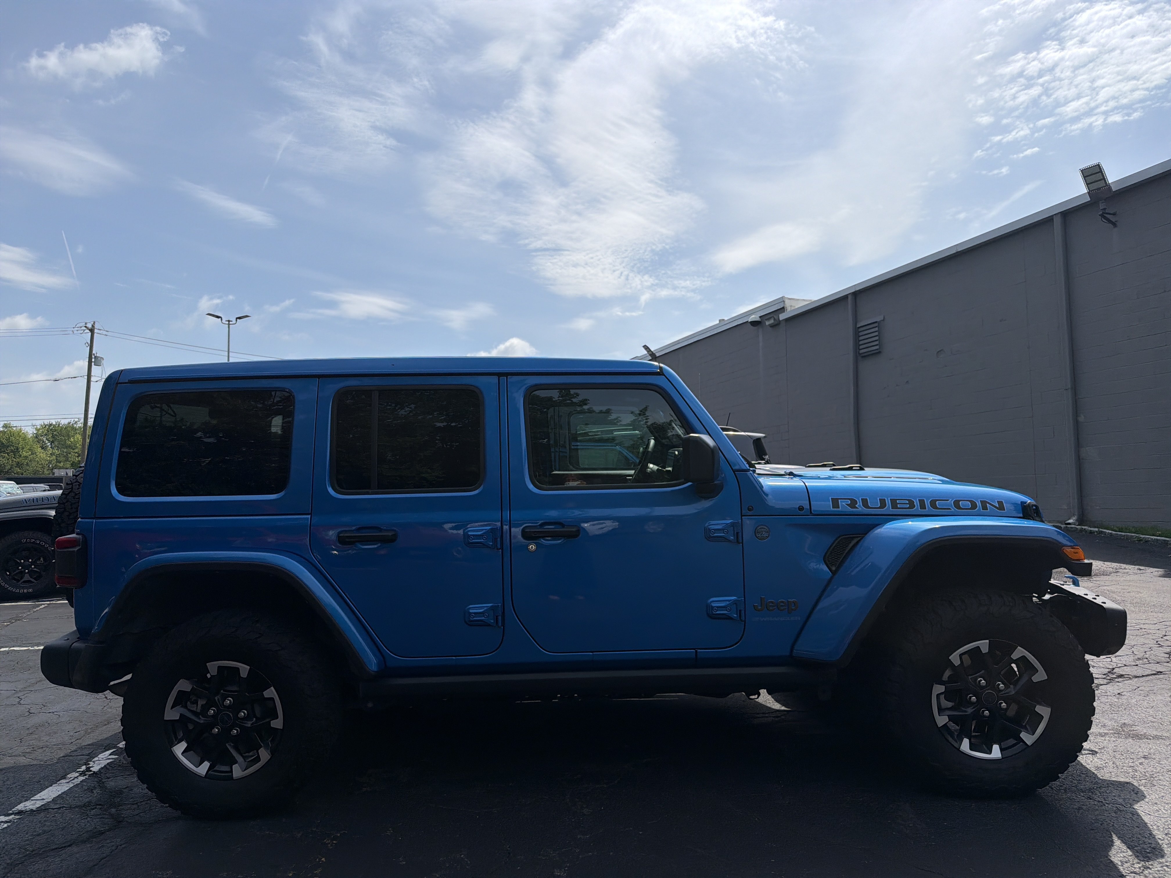 Certified 2025 Jeep Wrangler Unlimited Rubicon 4xe AWD/4WD image 5