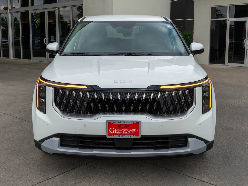 New 2026 Kia Carnival LX image 2