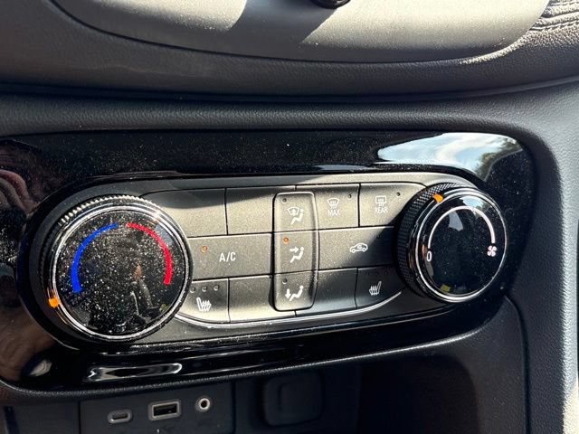 Used 2023 Buick Encore GX Preferred w/ Cold Weather Comfort Package AWD/4WD image 15