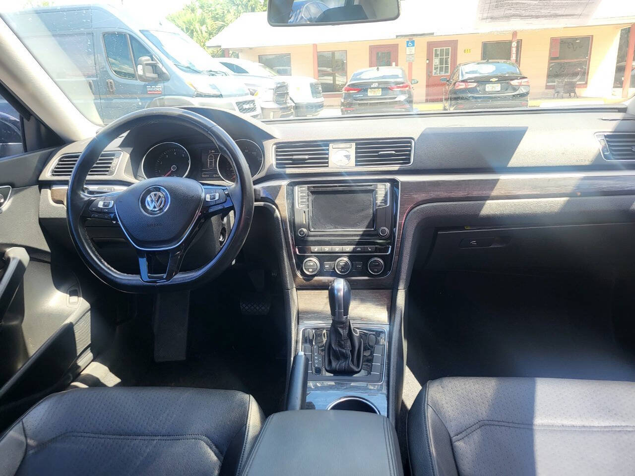 Used 2016 Volkswagen Passat 1.8T SE FWD image 19
