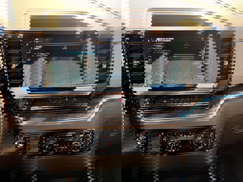 Used 2023 Chevrolet Silverado 1500 RST w/ All Star Edition Plus image 18