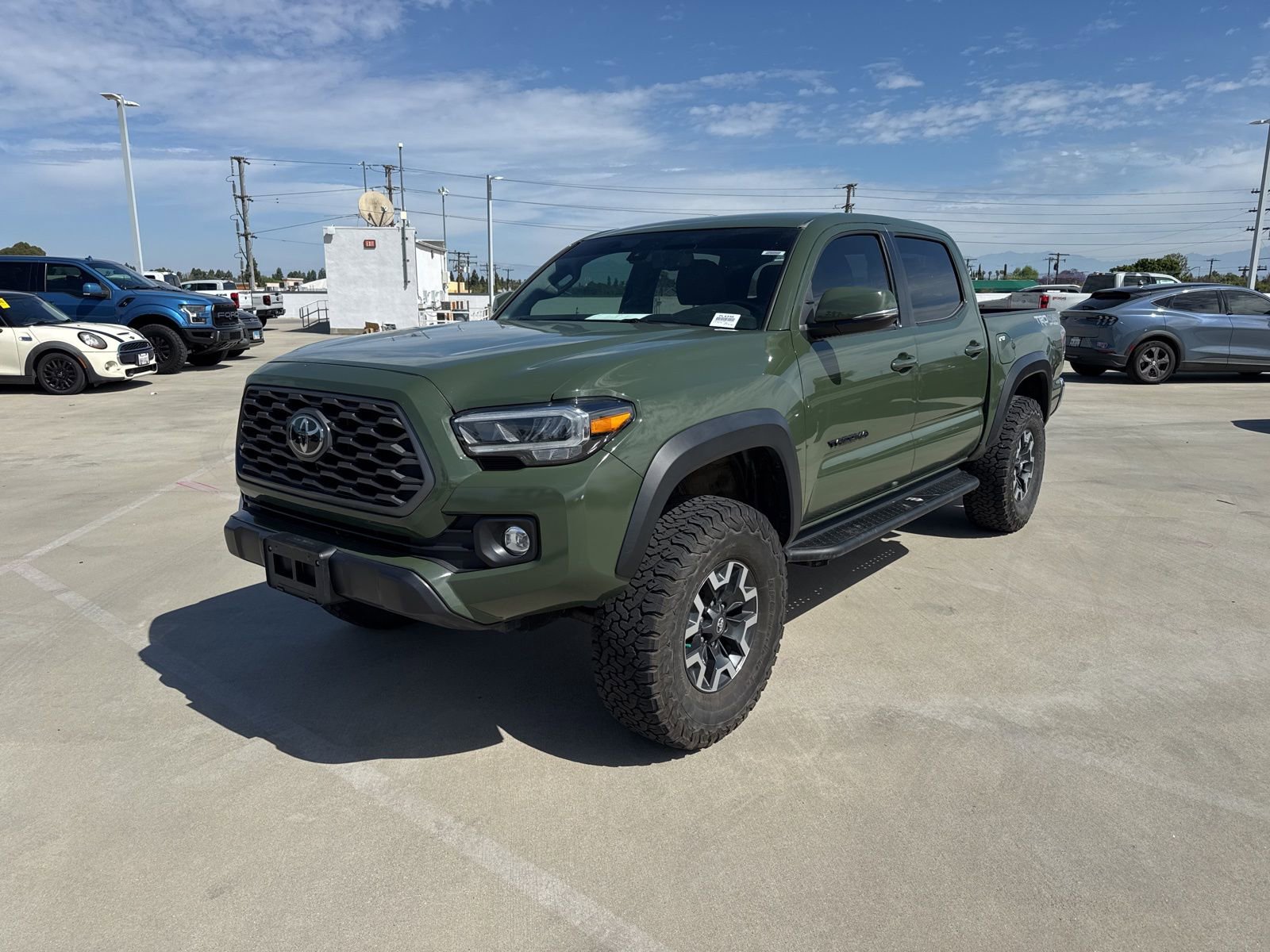 Used 2021 Toyota Tacoma TRD Off-Road image 1