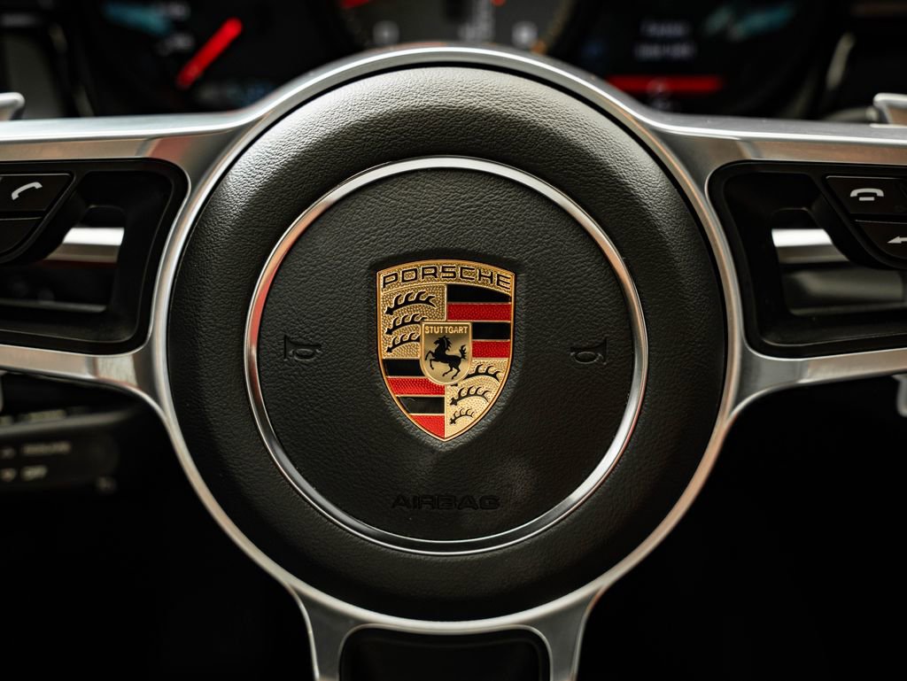 Certified 2021 Porsche Macan S AWD/4WD image 33