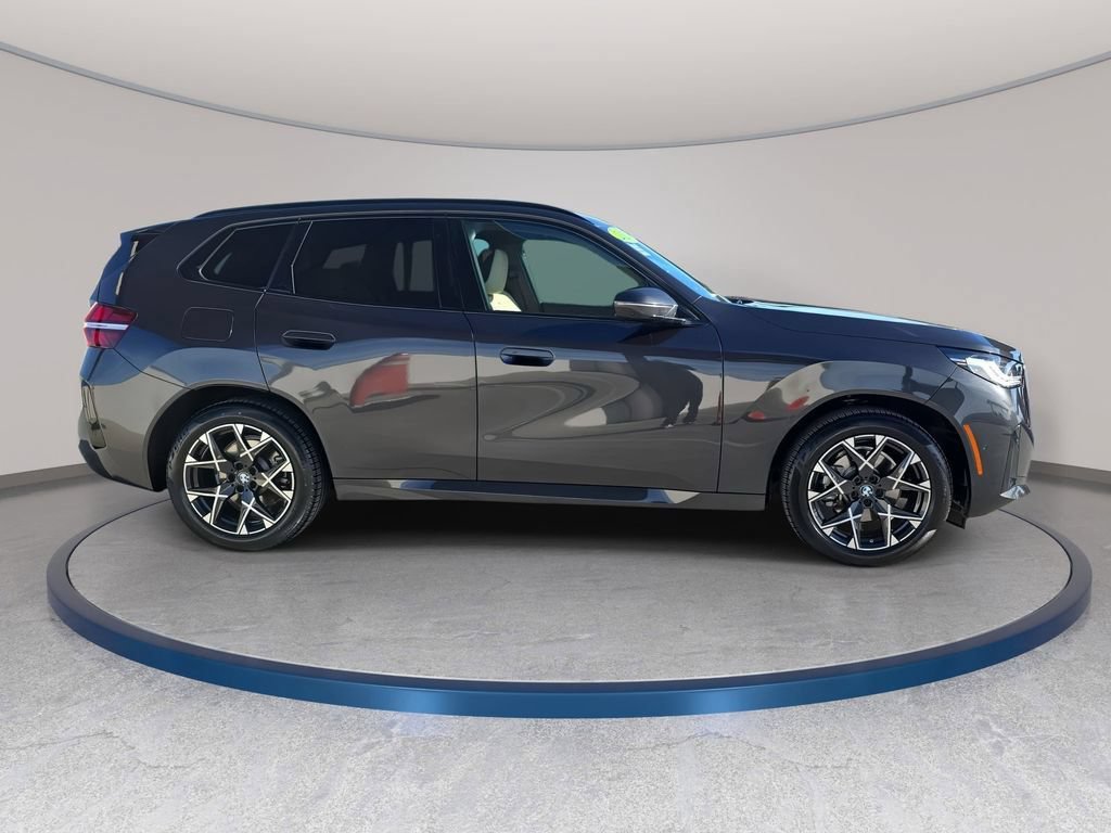 Used 2025 BMW X3 xDrive30i AWD/4WD image 5
