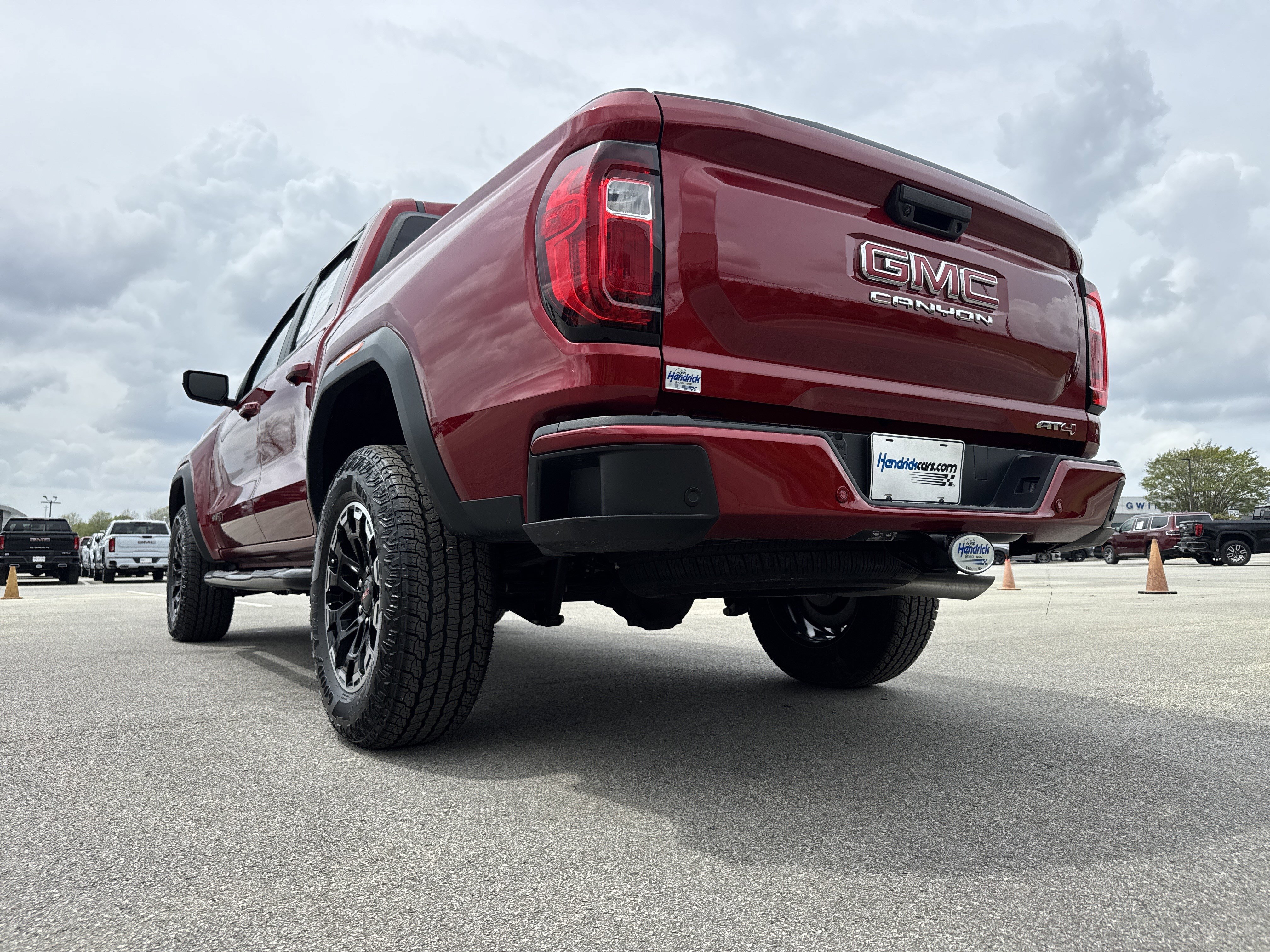 Used 2026 GMC Canyon AT4 image 8