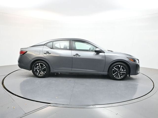 Used 2024 Nissan Sentra SV FWD image 9