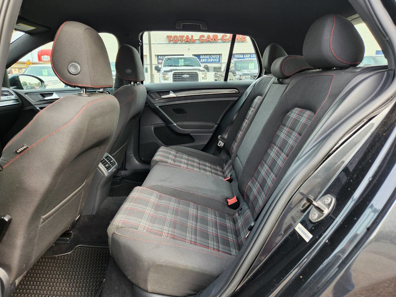 Used 2016 Volkswagen GTI S FWD image 12