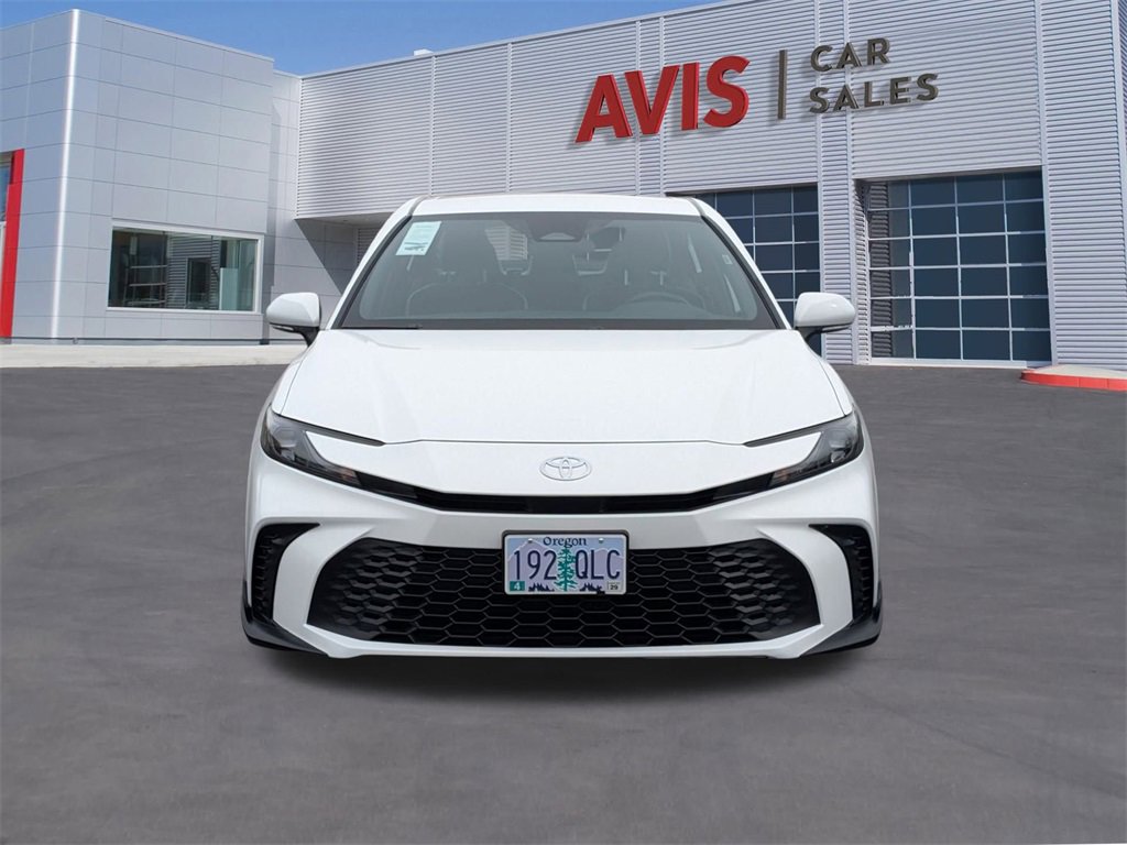 Used 2025 Toyota Camry LE image 2