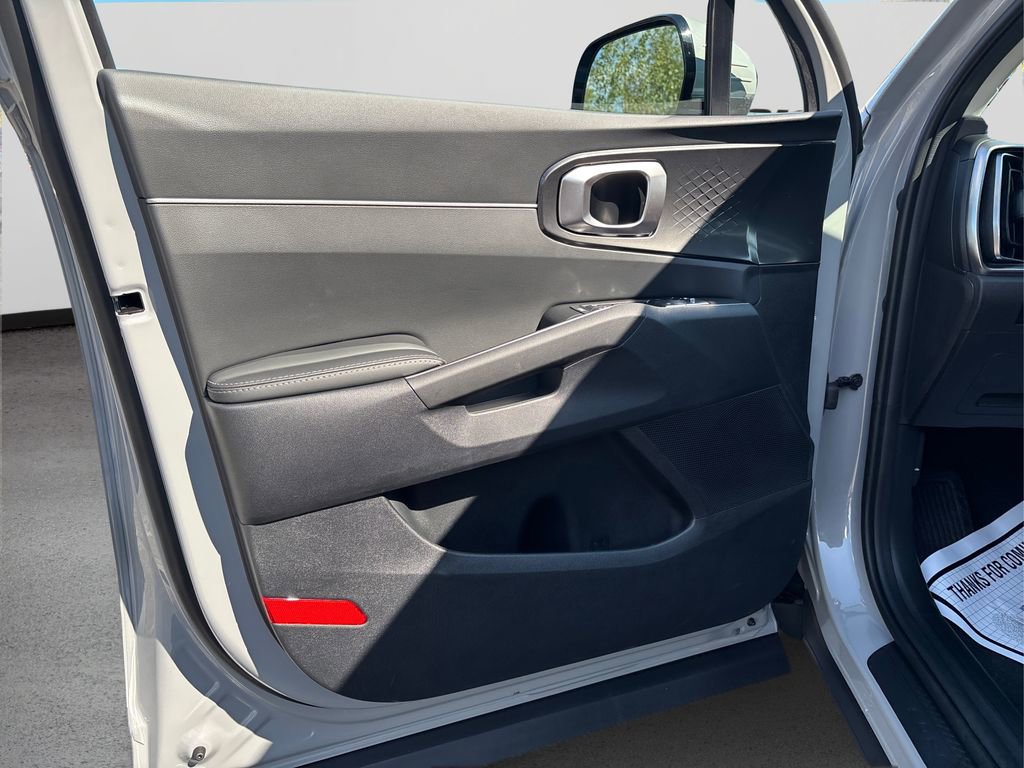New 2026 Kia Sorento S image 16