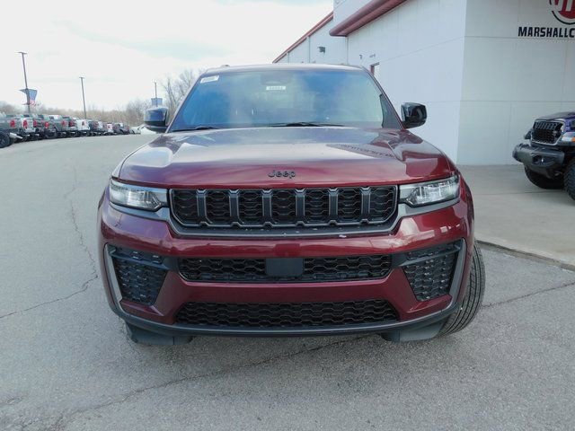 New 2026 Jeep Grand Cherokee Altitude AWD/4WD image 3