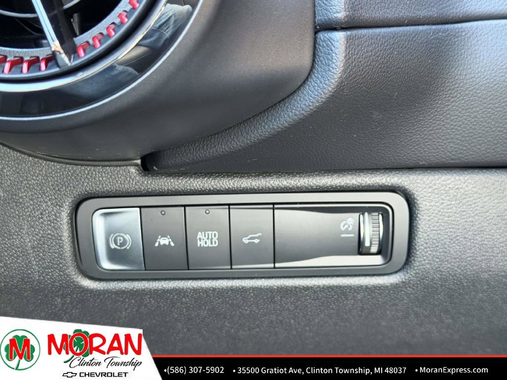 Used 2024 Chevrolet Equinox EV RS FWD image 26