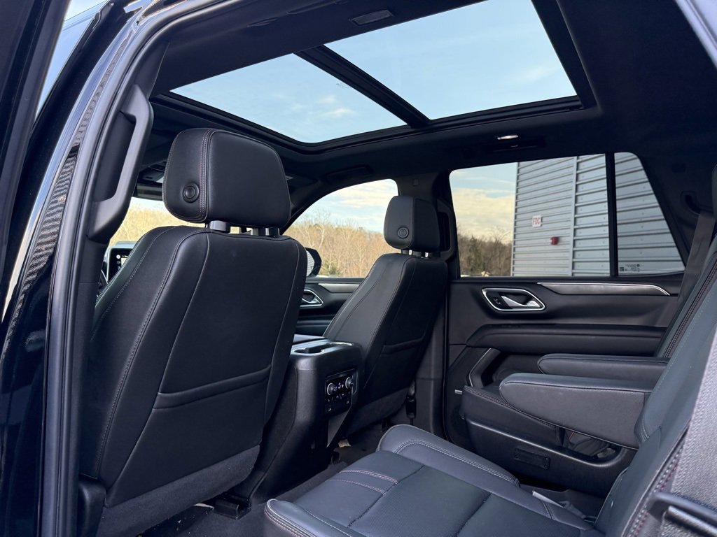 Used 2022 Chevrolet Tahoe RST w/ Luxury Package image 24