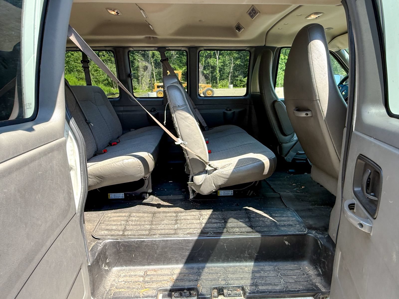 Used 2013 Chevrolet Express 3500 LT w/ LT Preferred Equipment Group RWD image 9