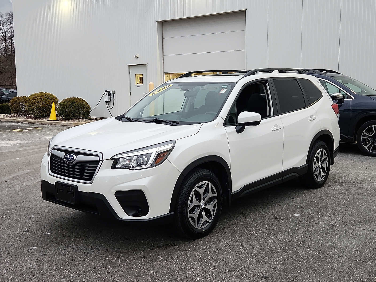 Used 2020 Subaru Forester Premium image 3