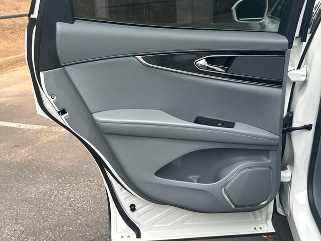 Used 2023 Lincoln Nautilus Reserve FWD image 22