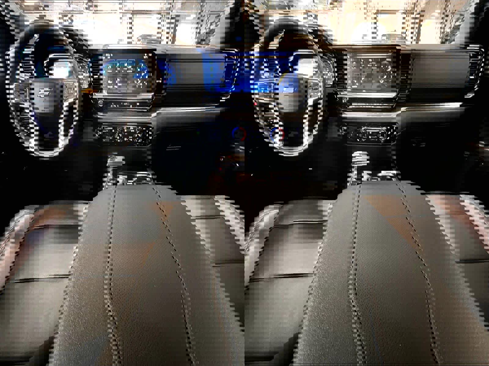 Used 2023 Chevrolet Silverado 1500 LTZ w/ LTZ Convenience Package II image 21