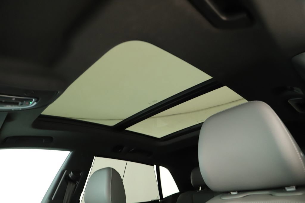 Used 2019 Audi Q8 Prestige image 26