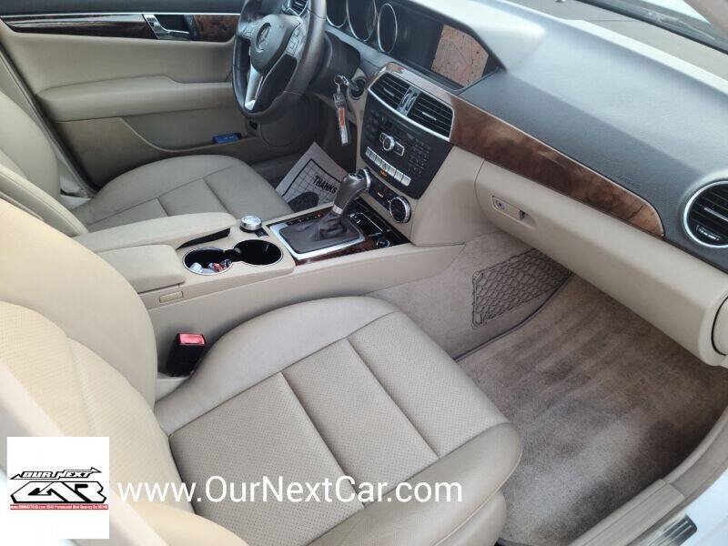 Used 2012 Mercedes-Benz C 250 Sedan image 2