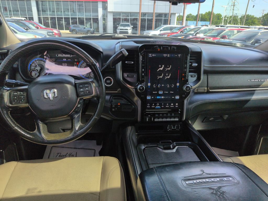 Used 2022 RAM 2500 Limited AWD/4WD image 12