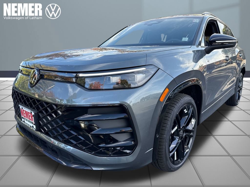 New 2025 Volkswagen Tiguan SE R-Line