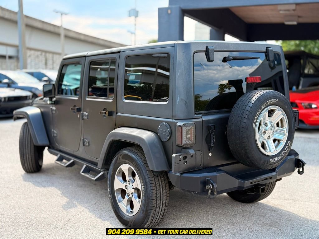 Used 2017 Jeep Wrangler Unlimited Sahara w/ Dual Top Group AWD/4WD image 3
