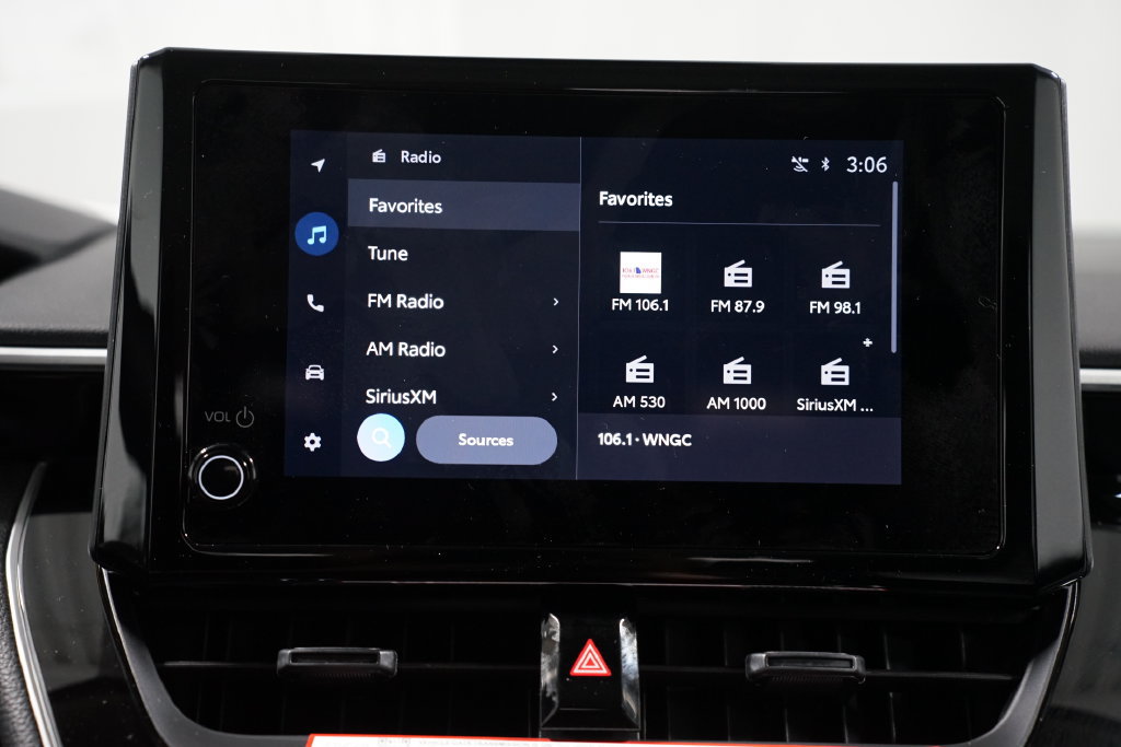 New 2027 Toyota Corolla LE FWD image 18